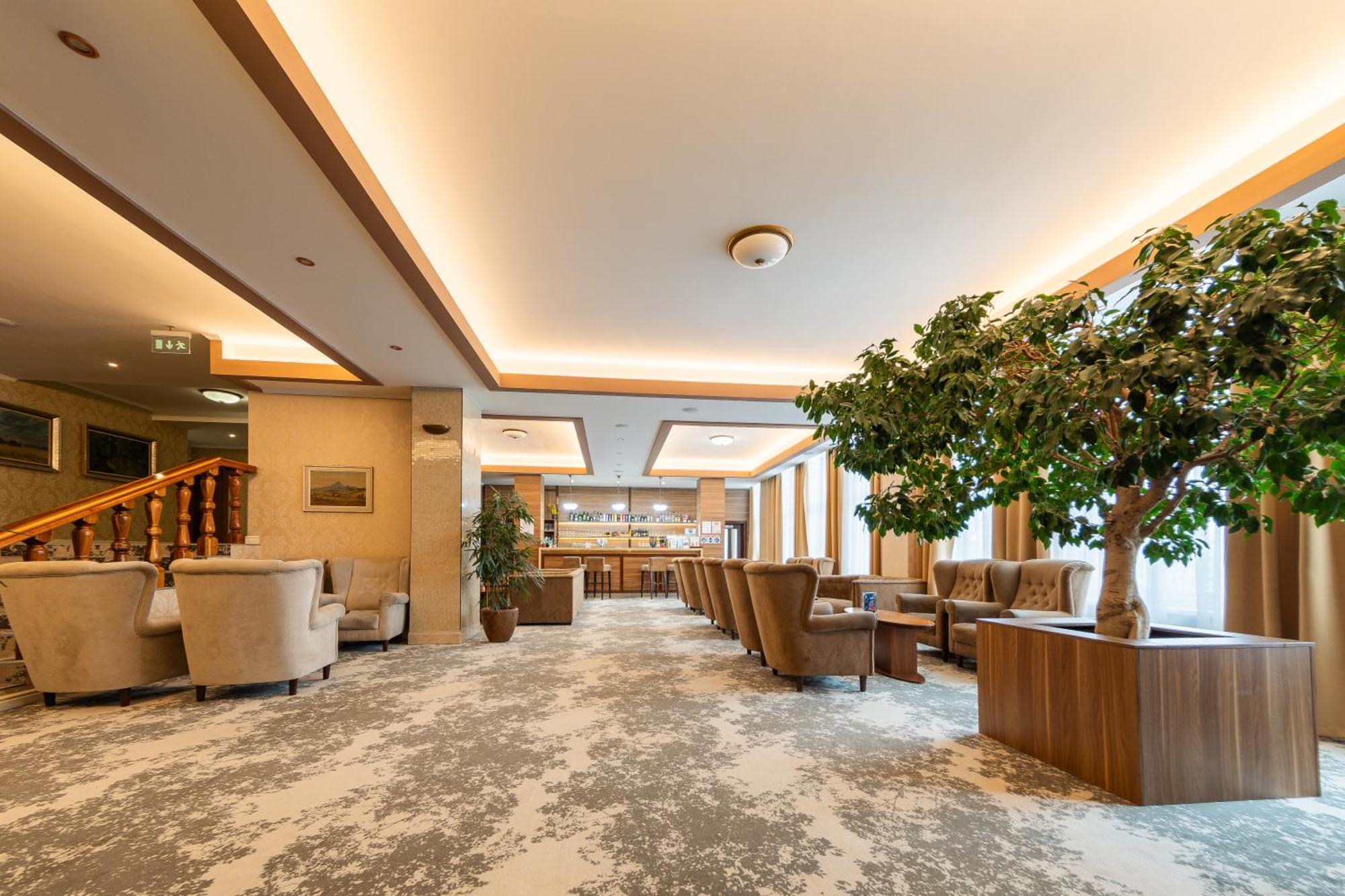 Hotel Granit Tatranske Zruby Високе-Татри Экстерьер фото